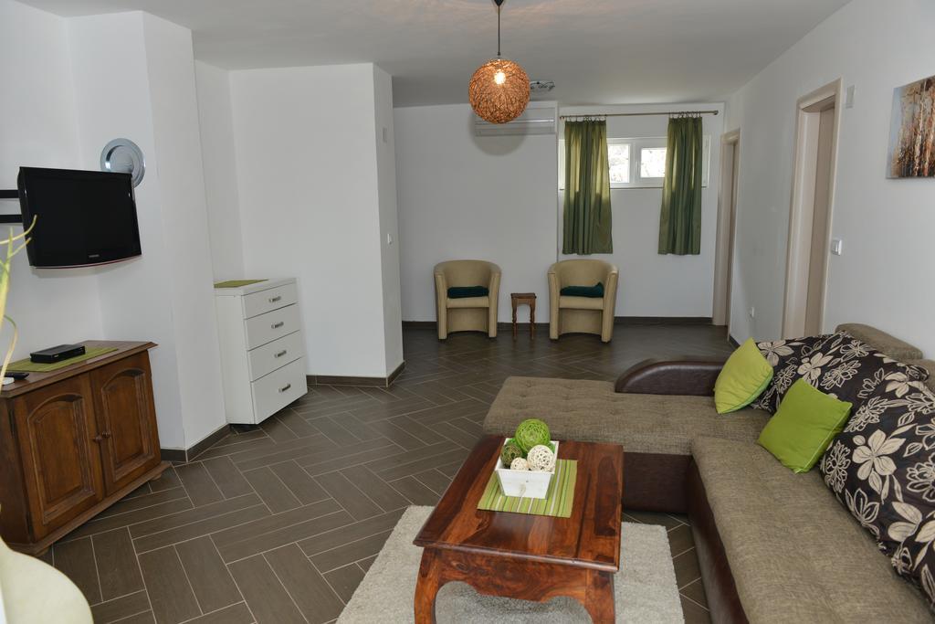 Apartments Kuljace Sveti Stefan Exterior photo