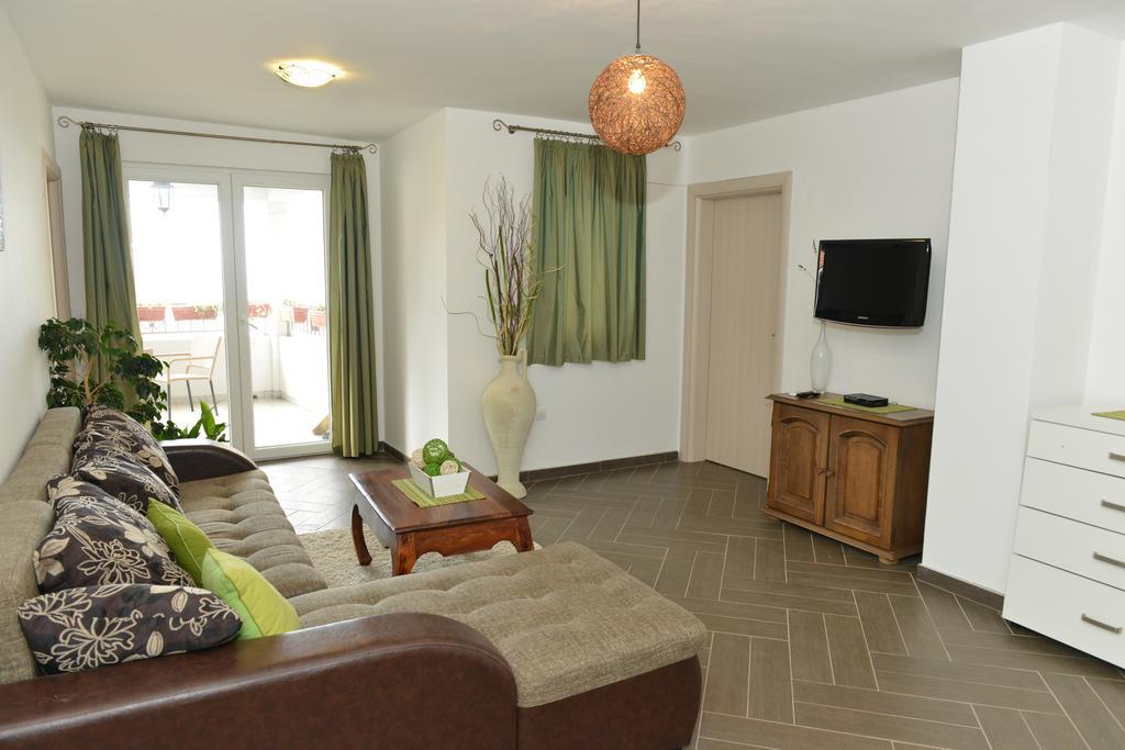 Apartments Kuljace Sveti Stefan Exterior photo