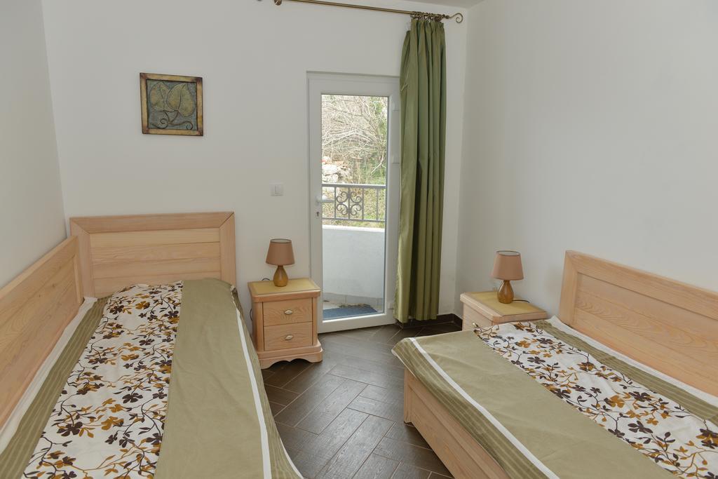 Apartments Kuljace Sveti Stefan Exterior photo